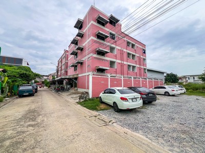 กลุ่มเป้าหมายชัด ความเสี่ยงต่ำ! รับอย่างน้อย 2.5 ล้านต่อปี! ขายอพาร์ทเม้นท์ เคหะร่มเกล้า (ใกล้ซอยมิสทีน) ทำเลติดแหล่งงาน มีผู้เช่า 95%