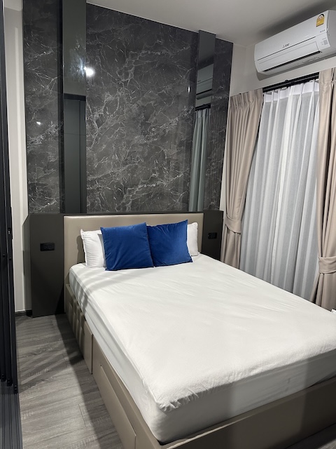 Ideo Sukhumvit Rama 4 quiet safe private 22nd floor BTS Phra Khanong