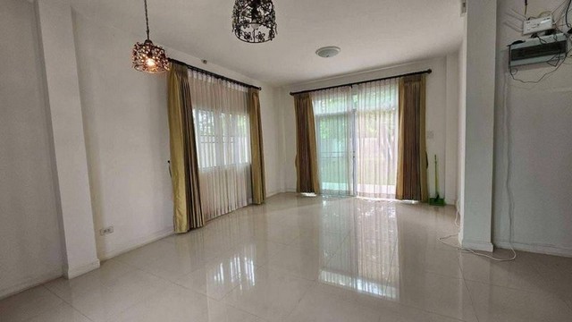 ลดราคาขายบ้านเดี่ยว 2 ชั้น น้ำไม่ท่วม โครงการ ดีญ่าวัลเลย์ หางดง