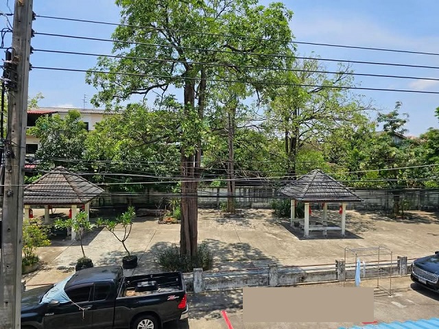 เซ็นทรัล พระราม 2 BTS วุฒากาศ 5.9 กม. ทาวน์โฮม 3 ชั้น รีโนเวทใหม่ 2.1 กม.3-4นอน 3 น้ำ วิวสวน  ถ.พระราม 2 กาญจนาภิเษก