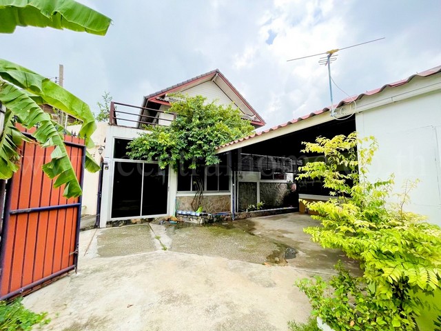 บ้านเดี่ยวพร้อมที่ดิน 80 ตร.วา ซอยวัดกู้ - ปากเกร็ด นนทบุรี