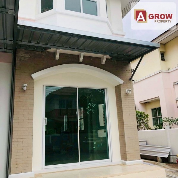 ขายบ้านทาวน์เฮ้าส์หมู่บ้านเดอะคัลเลอร์ คลอง 4 ลำลูกกา ปทุมธานี