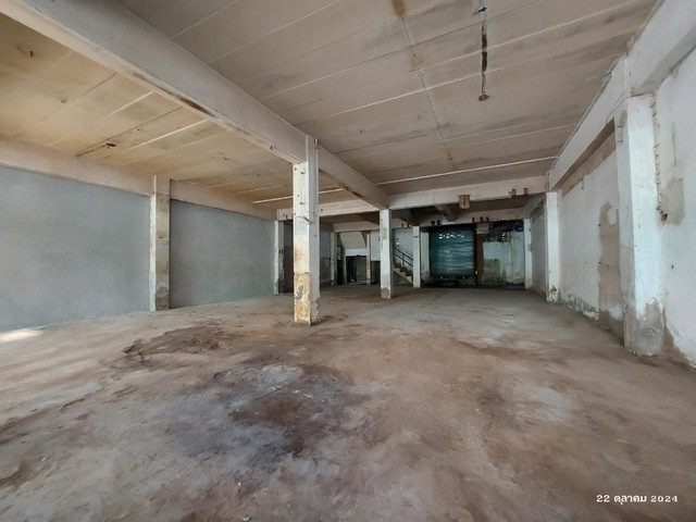 ขายอาคารพาณิชย์ 3 ชั้น 2 คูหา ซอย ร่มเกล้า 21 ลาดกระบัง กทม