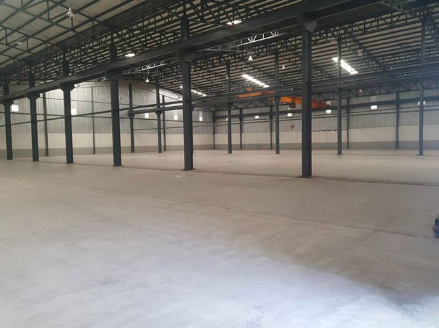 ให้เช่าโกดังพร้อมสำนักงาน 10,500 ตร.ม. สำโรงใต้ ปู่เจ้าสมิงพราย ใกล้รถไฟฟฟ้า ใกล้ทางด่วนพื้นที่ สีม่วง ขอใบ รง.4 ได้ เข้าออกได้ 2 ทาง