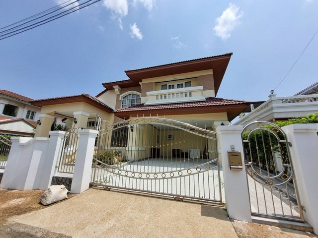 ขายบ้านเดี่ยว 2 ชั้น หมู่บ้านลัดดาวัลย์ลากูนรังสิต 107 ตร.วา ใกล้ฟิวเจอร์ปาร์ค มีคลองล้อมรอบ