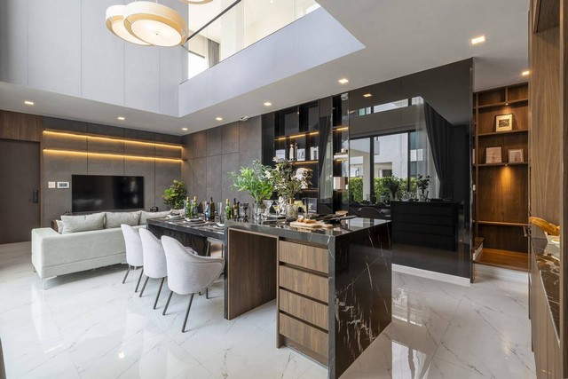 ขายบ้านเดี่ยว 2 ชั้น อาร์ทีค รามคำแหง เนื้อที่ 71.50 ตร.วา สไตล์โมเดิร์นหรูหรา เหมาะสำหรับครอบครัว