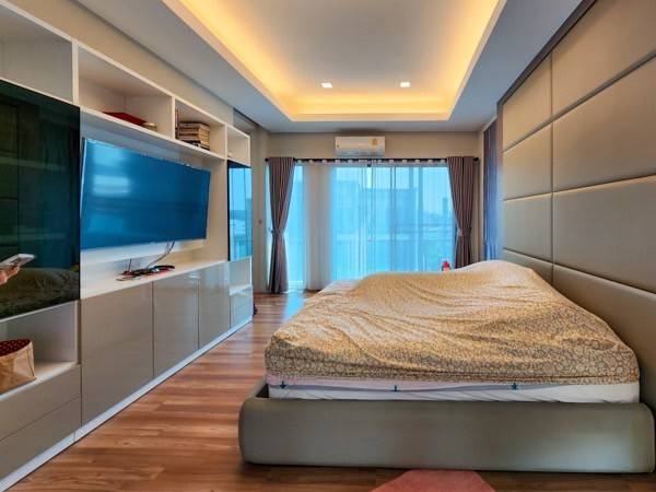 ขายทาวน์เฮ้าส์ หลังมุม ทำเลทอง หมู่บ้านเฌอคูณ เขตตลิ่งชัน จังหวัดกรุงเทพมหานคร