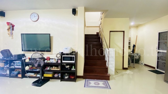 ทาวน์เฮ้าส์ หมู่บ้าน ซีเค วิลล์ 2 สวนส้ม ติดถนนพระราม 2 ราคาถูก