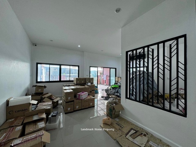 LM24-0277 ขายทาวน์เฮ้าส์ 2 ชั้น ซื่อตรง รัตนาธิเบศร์ ไทรม้า หลังมุม พื้นที่ 49 ตรว ใกล้ MRT ไทรม้า