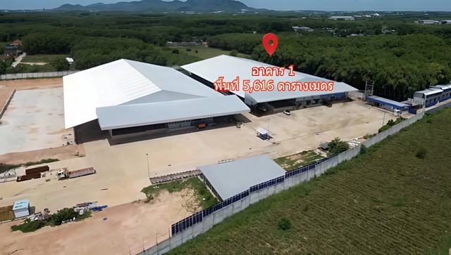 ขายที่ดินพร้อมสิ่งปลูกสร้างพื้นที่โฉนดทั้งหมด 4 แปลงรวมพื้นที่​  40 ไร่ 35 ตารางวา  Free zoneมีใบรง.4ใบอนุญาต105