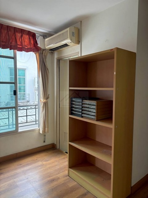 ให้เช่าทาวน์โฮม 3 ชั้น 3 ห้องนอน โครงการบ้านกลางเมือง ลาดพร้าว-โยธินพัฒนา หลังเซ็นทรัลอีสต์วิลล์ เลียบด่วน