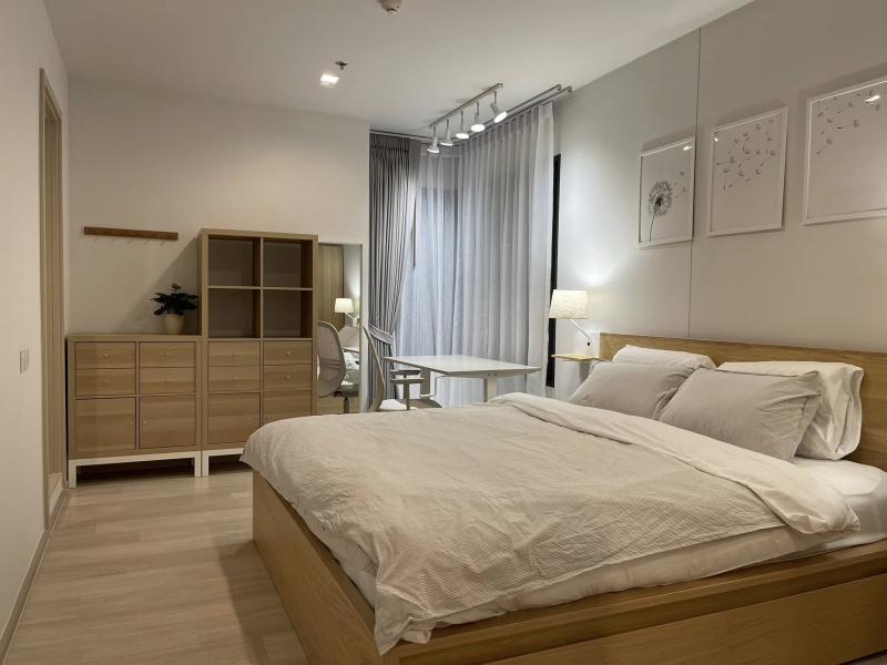 Life One Wireless Private comfortable spacious 26th floor BTS Ploen Chit