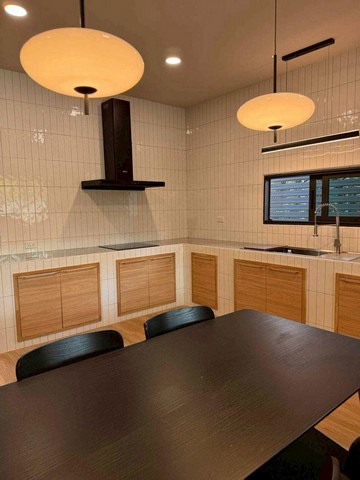 ให้เช่าบ้านเดี่ยว 2 ชั้น เฟอร์ครบ พร้อมเข้าอยู่ บ้านแหวน หางดง