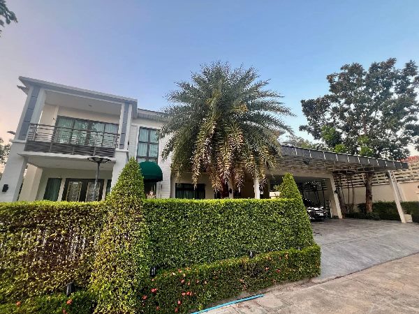 ขายถูกที่สุดในโครงการ ขายบ้านเดี่ยวหรู 2 ชั้น โครงการ Perfect Masterpiece Sukhumvit 77 (เพอร์เฟค มาสเตอร์พีซ สุขุมวิท 77) 