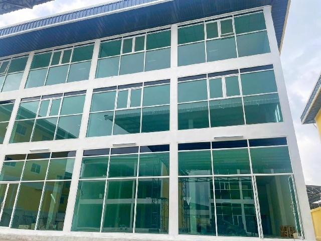 ตลาดน้ำคลองลัดมะยม 300 ม. ตลาดน้ำตลิ่งชัน 1 กม. ให้เช่าอาคารออฟฟิศ สำนักงาน 3 ชั้น 455ตร.ม. 40ตร.วา.คุณพ้ง กาญจนาภิเษก บรมราชชนนี