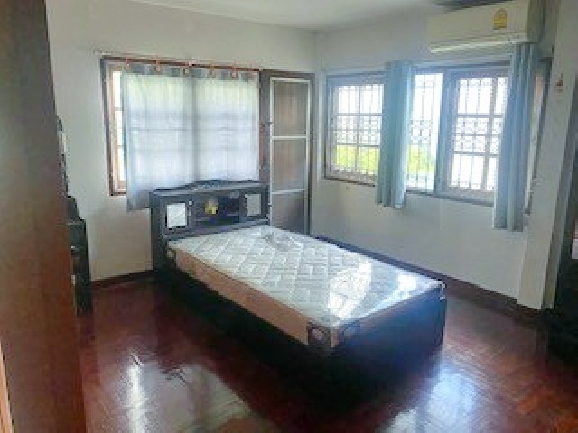 เสรีไทย 53-59 ให้เช่าบ้านเดี่ยว 2 ชั้น MRT สัมมากร 700ม. บึ่งกุ่ม 52 ตร.วา. 204 ตร.ม.เฟอร์.4 นอน 2 น้ำ เดอะพาซิโอ ทาวน์ 1.5 กม.