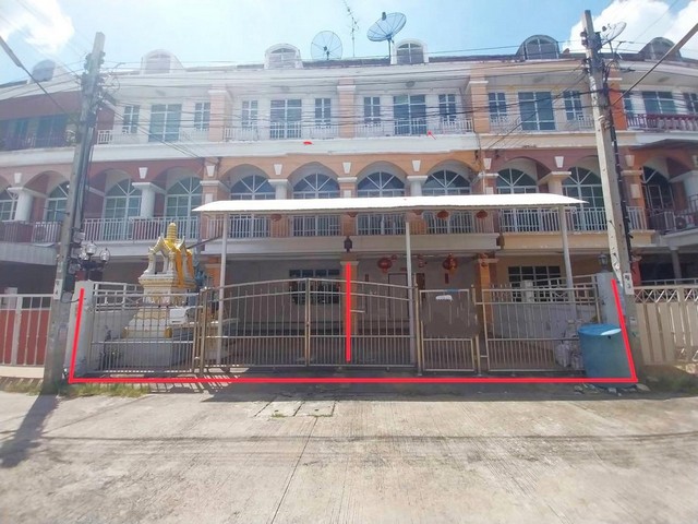 ขายทาวน์เฮ้าส์ 3 ชั้นหมู่บ้าน เอเบิ้ล แลนด์ 1 ถ.บางกรวย-จงถนอม ต.มหาสวัสดิ์ บางกรวย นนทบุรี