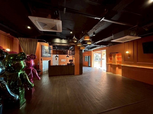 ให้เช่าอาคาร Stand Alone  385 ตรม ชั้น 1 และชั้น 2 ติดถนนใหญ่พระราม4 ติด MRT หัวลำโพง ใกล้จุฬา สามย่าน