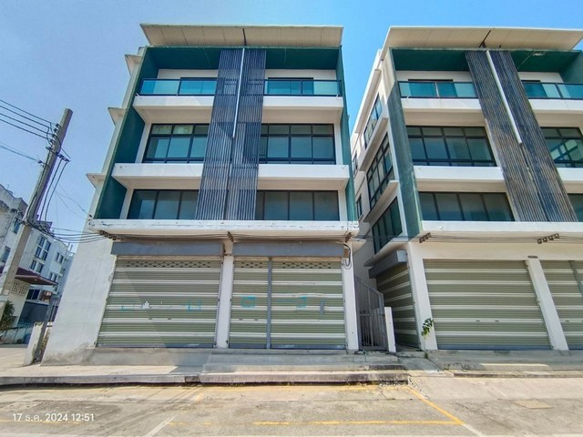 ขายอาคารพาณิชย์ 3 ชั้น ถ.บางขุนเทียน-ชายทะเล ท่าข้าม บางขุนเทียน กทม