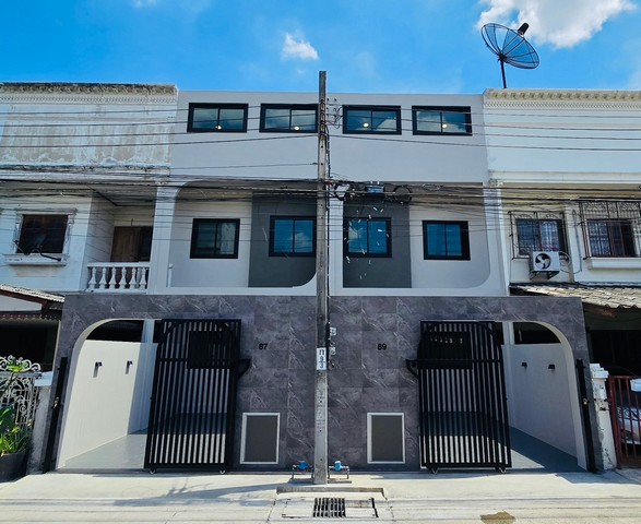 ขาย Townhome 2ชั้น สุขุมวิท101/1 รีโนเวทใหม่ ใกล้ BTS ปุณณวิถี  และ Seacon Square