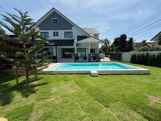 พลูวิลล่าพัทยาสุดหรู แหล่งชุมชนทุ่งกลม-ตาลหมัน บางละมุง ชลบุรี FP-H0794 