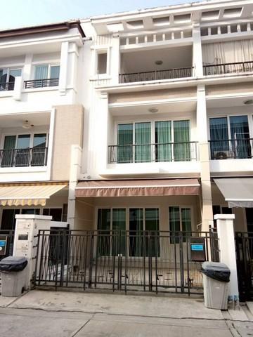 P816 ให้เช่า ทาวน์โฮม บ้านกลางกรุงสาธร พระราม3 สาธร เจริญราษฎร์  ใกล้ BTS สุรศักดิ์ 