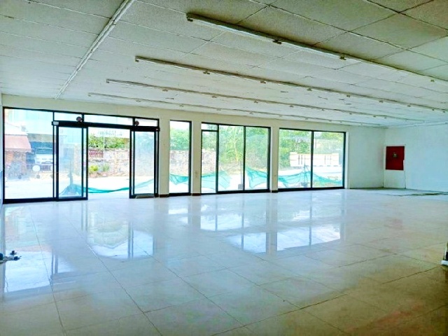 ให้เช่าอาคารพาณิชย์ 2 ชั้น ตลาดประชาอุทิศ90 3.1กม รรวัดคลองมอญ 1.3 กม. 7-11 เดิม.36 ตร.วา.296 ตร.ม.1น้ำ 1นอน ทำเลดี ติดถนน