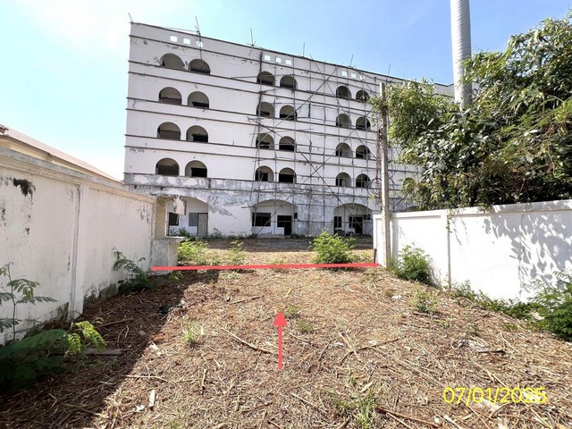 ขายอาคารสำนักงาน 5 ชั้น ซอยบางศรีเมือง 1 ถ.บางศรีเมือง ต.บางกร่าง อ.เมืองนนทบุรี จ.นนทบุรี