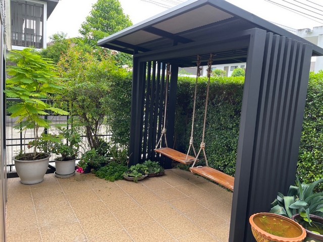 ขายบ้านเดี่ยว 2 ชั้น มัณฑนา เมกาบางนา กม.7 เนื้อที่ 64 ตร.วา เฟอร์บิ้วอินครบ ใกล้ Megabangna บ้านสภาพดี