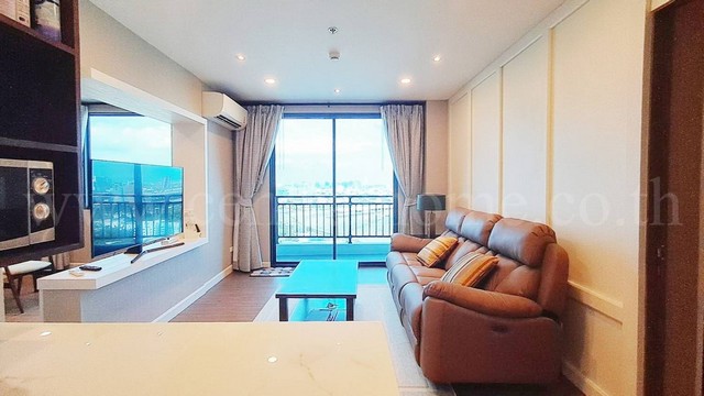 คอนโด อาร์ติซาน รัชดา พร้อมเฟอร์นิเจอร์ Built-in ราคาต่ำกว่าประเมิน 