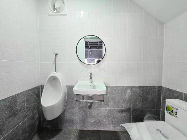 ให้เช่าโกดัง 113 ตรม. ถ.พระราม 9 ซอย 59 ใกล้ รพ.สมิติเวช ศรีนครินทร์ ( สร้างใหม่ )