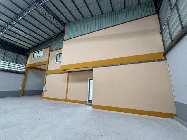 ขายโรงงานพร้อมออฟฟิศ 1 ไร่ 41 ตรว. ย่านพระราม 2 ที่ดินสีชมพู ใกล้ทางด่วน ( ขอใบ รง.4 ได้ )