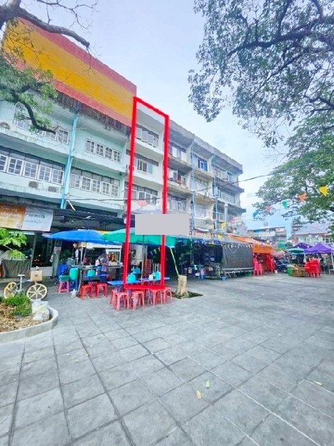 ถ.เพชรบุรี ขายอาคาร 4.5 ชั้น 6นอน ตลาดเอกมัย 100 ม.  BTSเอกมัย 2.19กม. 18 ตร.วา.298 ตร.ม.นานาชาติเอกมัย 700 ม.3 น้ำ