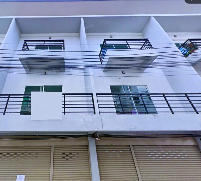 ตลาดแม่เหียะ 100ม.แม็คโคร 1.3 กม.เชียงใหม่แอร์ครบทุกห้อง  ให้เช่าอาคารพาณิชย์  3 ชั้น 46ตร.วา.550ตร.ม พร้อมเฟอร์ เครื่องไฟฟ้า 3 นอน 3 น้ำ 