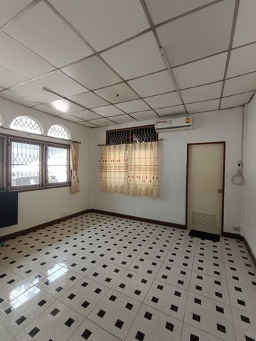 ให้เช่าบ้านเดี่ยว3นอน 50ตรว.ย่านลาดพร้าวซอย62ใกล้รถไฟฟ้าMRTโชคชัย 4