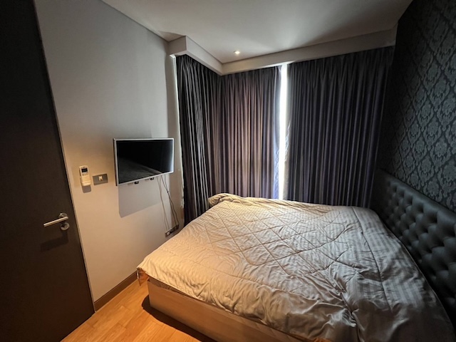 The Lumpini 24 private comfortable convenient 30th floor BTS Phrom Phong