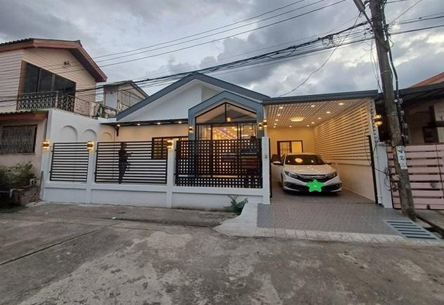 ขายบ้านเดี่ยวชั้นเดียว หมู่บ้าน เคหะธานี 2 นวลจันทร์ 56 รีโนเวทใหม่ สไตล์ มินิมอล ใกล้เลียบด่วน