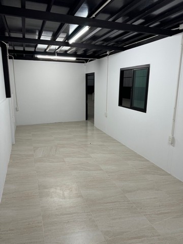 รหัสC6821 ให้เช่าโกดังพร้อมออฟฟิศ พื้นที่ 300 ตาราเมตร ถนนรังสิต-ปทุมธานี บ้านกลาง