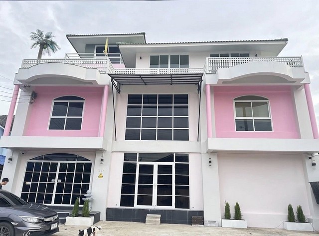 รหัสC6817 ให้เช่าโฮมออฟฟิศ 4ชั้น พื้นที่ใช้สอยเยอะ ย่านถนนพัฒนาการตัดใหม่ ใกล้ถนนเฉลิมพระเกียรติ ประเวศ