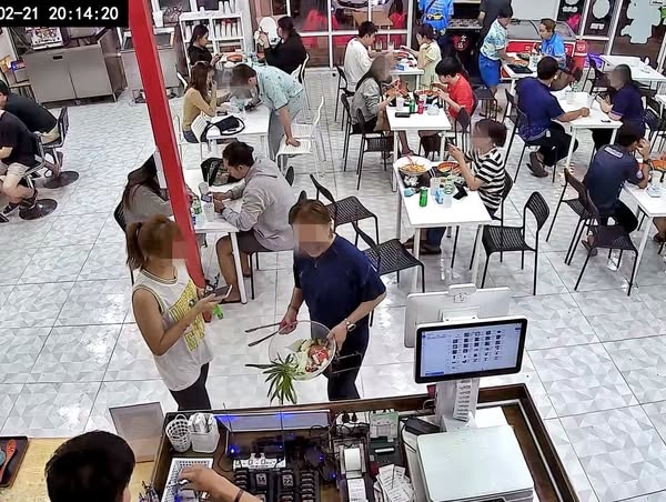 เซ้งด่วนร้านหมาล่าเจ้าดัง หลังเซ็นทรัล ชลบุรี ติดริมถนนใหญ่ ห้องหัวมุม 2 ห้อง