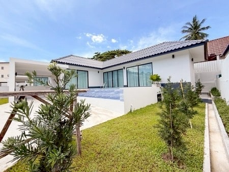 วิลล่า 2 ห้องนอน ว่างให้เช่า พร้อมเฟอร์ครบ ใหม่ บ้านสวยทำเลดี พร้อมสระว่ายน้ำ ต.บ่อผุด อ.เกาะสมุย จ.สุราษฏร์ฯ