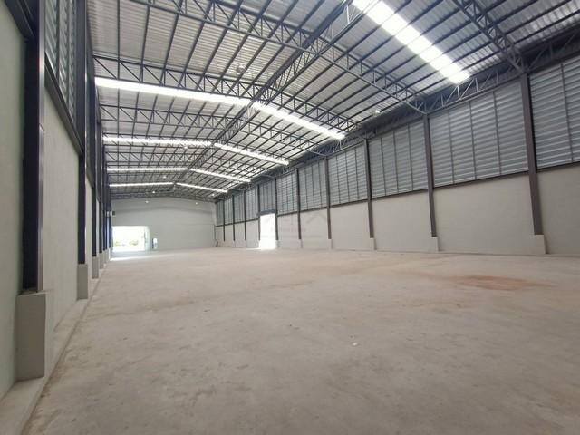 ให้เช่าโรงงานโกดัง เนื้อที่ 1.5 ไร่ 1350 ตรม. พร้อมออฟฟิศ 2 ชั้น ต.ท่าเสา อ.กระทุ่มแบน