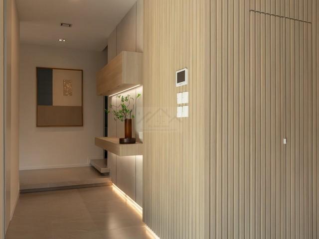 ให้เช่าบ้านเดี่ยว 3 ชั้น 421 ตรม. หลังมุม VIVE กรุงเทพกรีฑา มีลิฟต์ ใกล้ รร.นานาชาติเวลลิงตัน