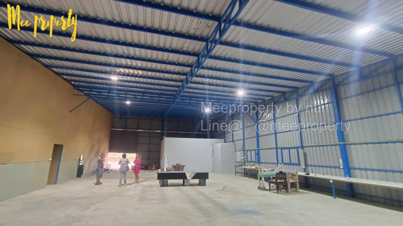 ปล่อยเช่าที่ดินพร้อมโกดัง ราคาหลักหมื่น บ้านคลองสวน พระสมุทร์เจดีย์ พื้นที่ 2 ไร่ ริมถนน มีโกดัง 576 ตร.ม. 24x12 เมตร จำนวน 2 หลัง ME-203