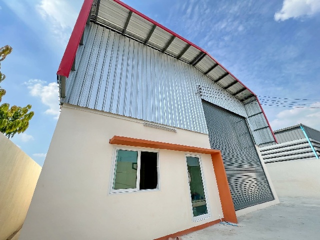 ถ.เอกชัย-บางบอน5 เช่าโกดังสร้างใหม่ รร.วัดหนองแขม 1 กม. 92ตร.วา. 362ตร.ม.เทคโนโลยี เพชรเกษม 1กม.1 ออฟฟิศ 2 น้ำ  รถใหญ่เข้าออกสะดวก 