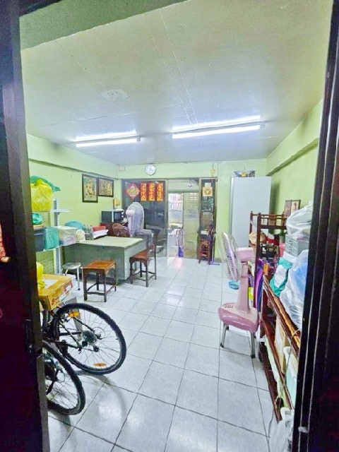 ขาย-เช่าอาคาร 4.5 ชั้น BTSเอกมัย 2.19กม. ถ.เพชรบุรี ตลาดเอกมัย 100 ม. ย่านเอกมัย 17 ตร.วา.290 ตร.ม.นานาชาติเอกมัย 700 ม.6 นอน 3 น้ำ