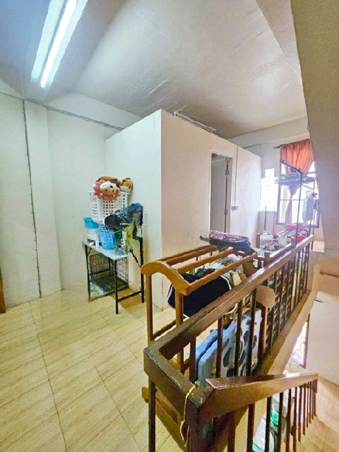 BTSเอกมัย 2.19กม. 18 ตร.วา.ถ.เพชรบุรี ขายอาคาร 4.5 ชั้น 6นอน ตลาดเอกมัย 100 ม. 298 ตร.ม.นานาชาติเอกมัย 700 ม.3 น้ำ