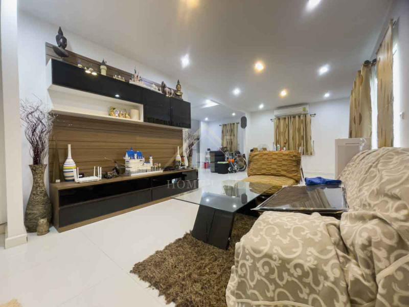 บ้านเดี่ยว 2 ชั้น หมู่บ้าน พฤกษา วิลเลจ 22 ปิ่นเกล้า - สิรินธร หลังมุม