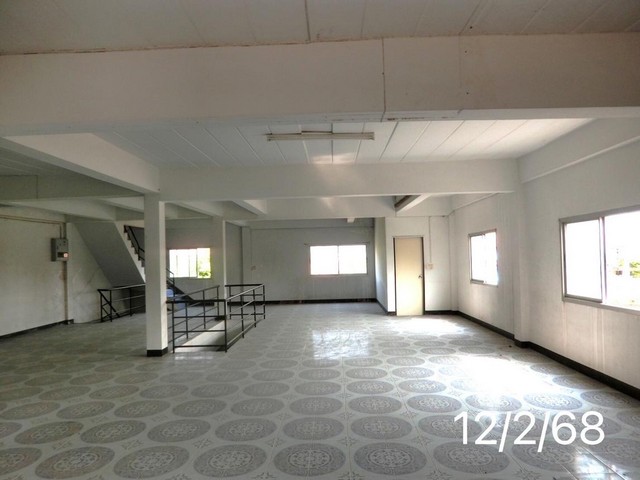 ขายอาคารพาณิชย์หมู่บ้าน ช.รุ่งเรือง 8 ถ.บ้านกล้วย - ไทรน้อย ต.พิมลราช อ. บางบัวทอง จ.นนทบุรี