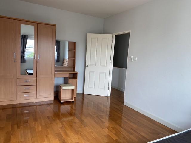 ให้เช่าทาวน์โฮม 3 ชั้น 33 ตรว. ย่านโชคชัย 4 นาคนิวาส เขตลาดพร้าว ใกล้ MRT โชคชัย 4